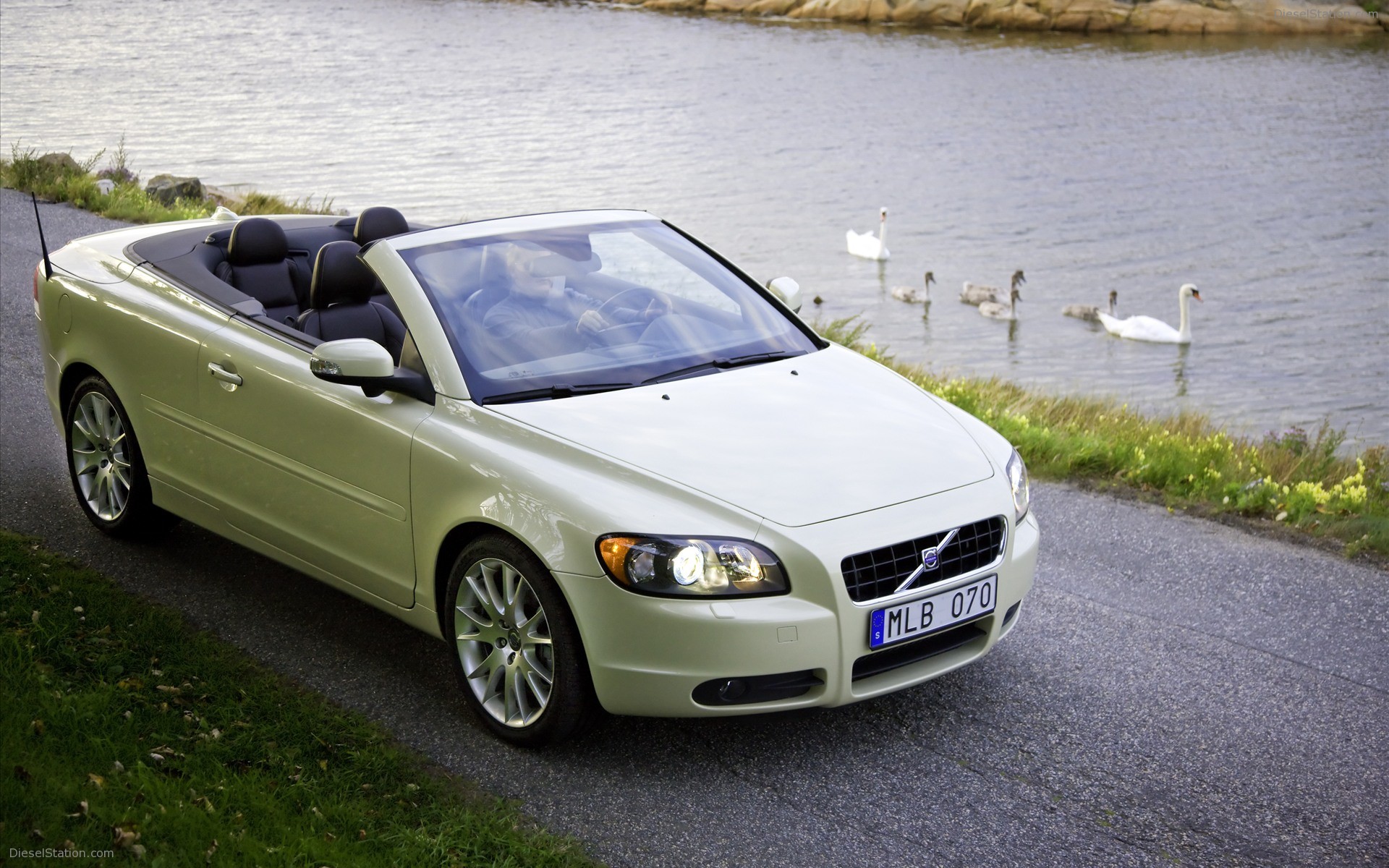 Volvo C70 2009